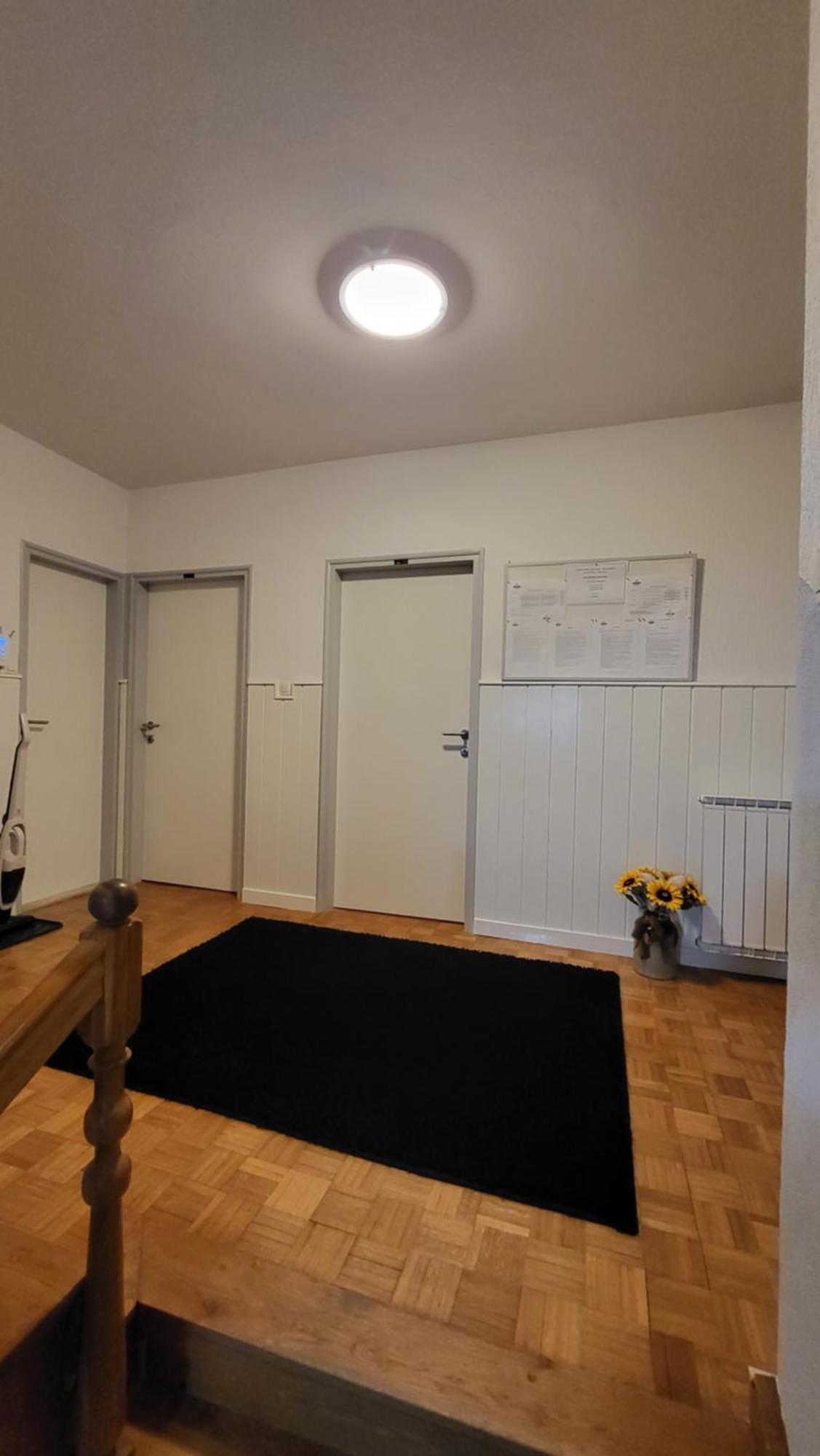 Apartments & Rooms Fam Ribaric Банёл Экстерьер фото